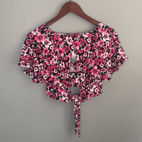 Divided - tie top - Picture 2 of 3